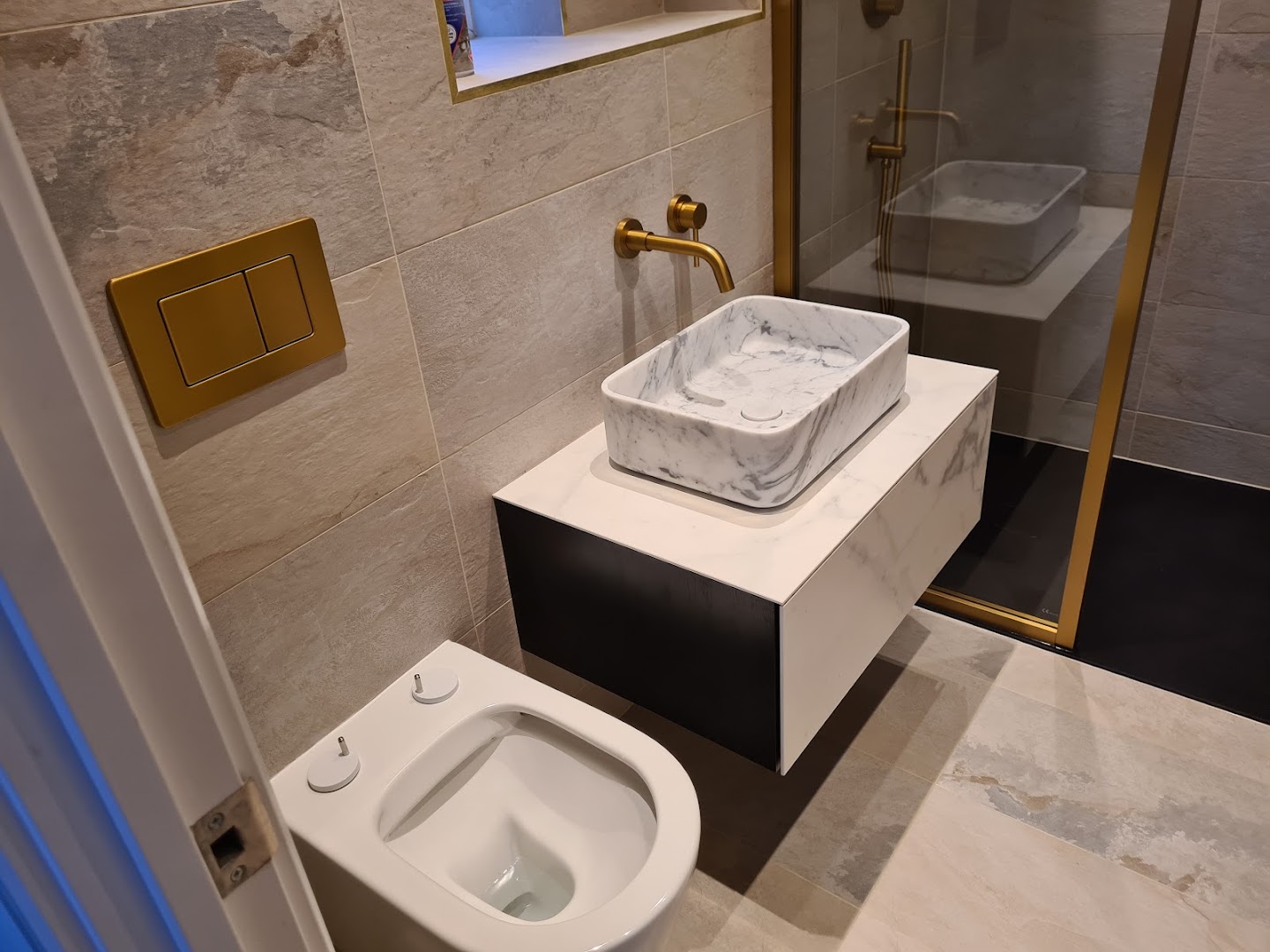 Baydale Croft Tiling & Interiors — Photos 4